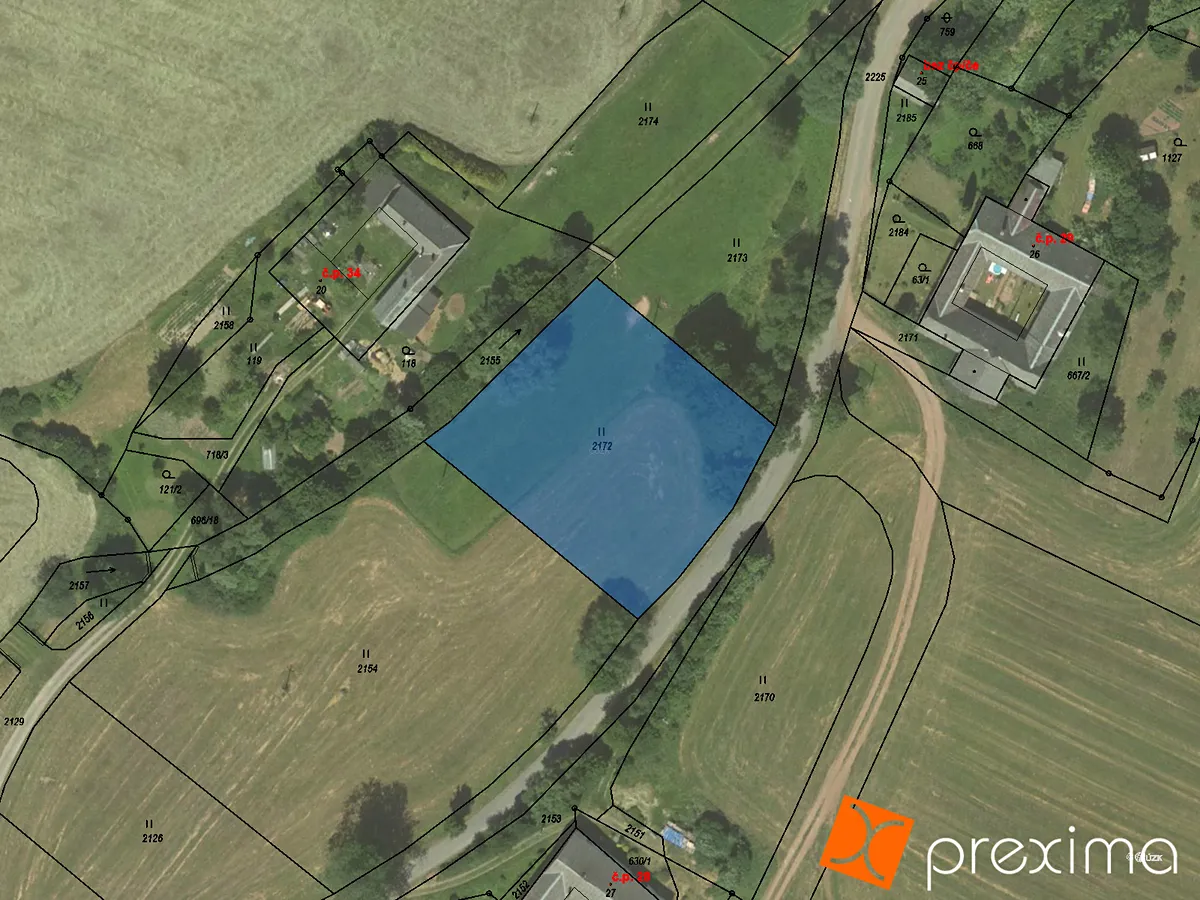 Prodej komerčního pozemku 2762 m²
